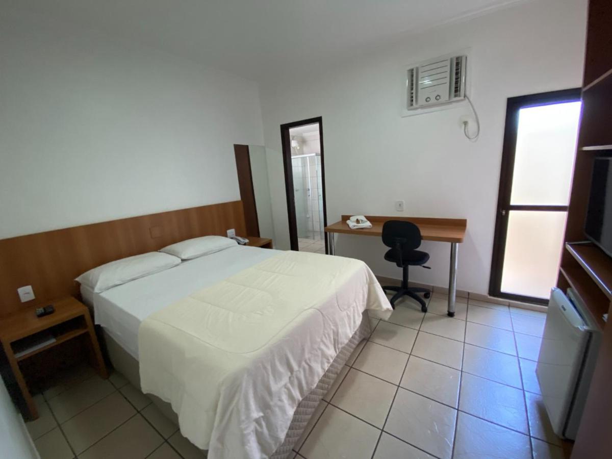 Hotel Flat Alameda Araçatuba Buitenkant foto